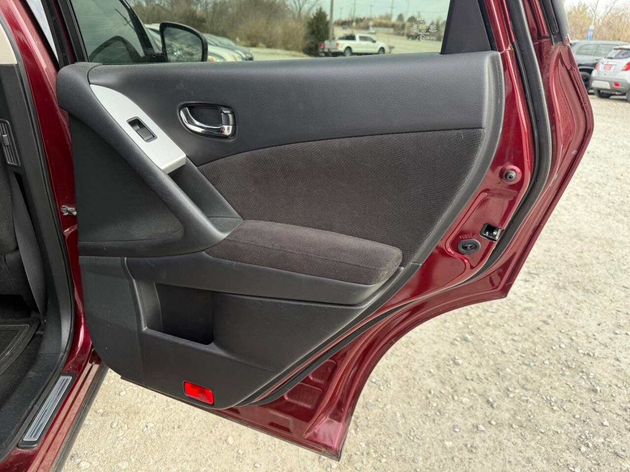 Used 2010 Nissan Murano S image 16