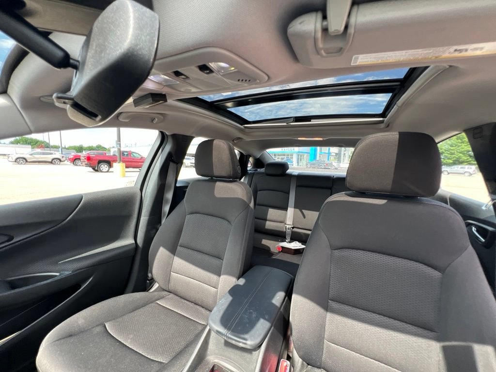 Used 2019 Chevrolet Malibu LT FWD image 24