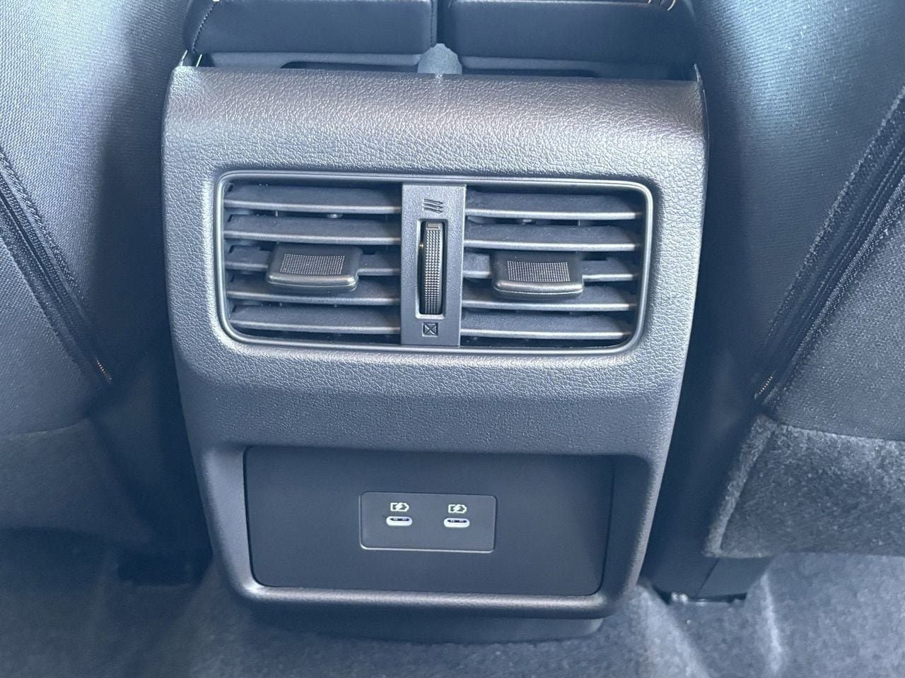 Certified 2026 Nissan Rogue SV FWD image 17