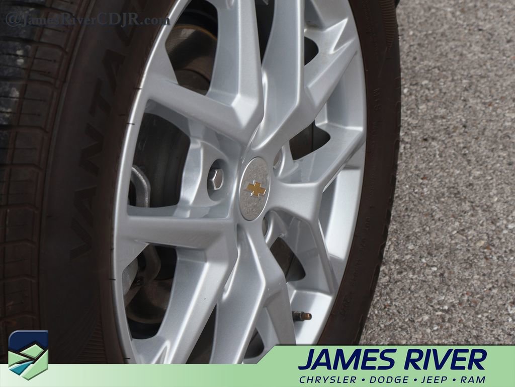 Used 2024 Chevrolet Equinox LT image 39