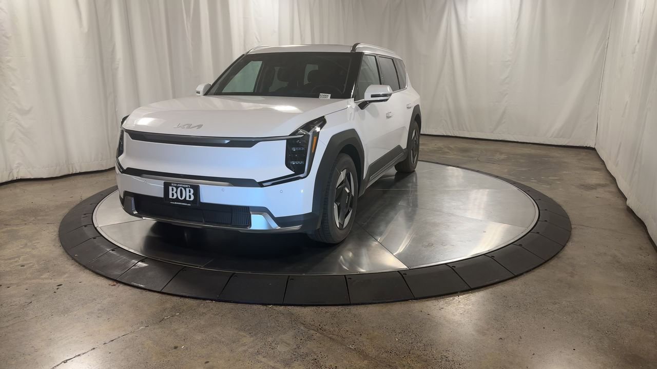 New 2026 Kia EV9 Wind image 5