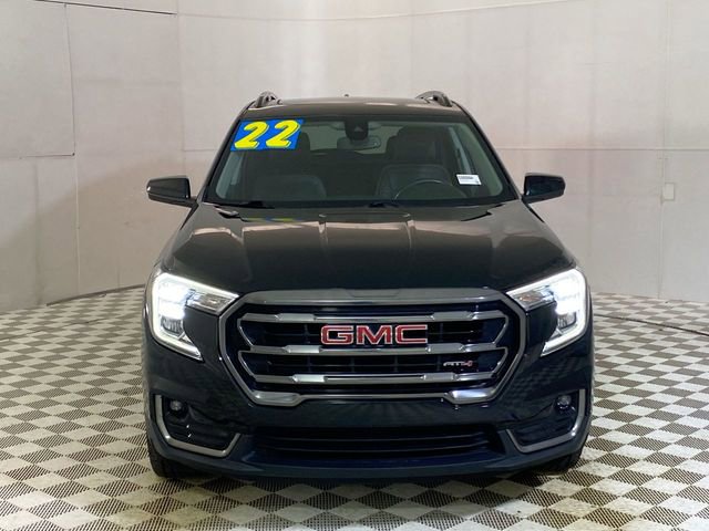Used 2022 GMC Terrain AT4 w/ LPO, Floor Liner Package image 21