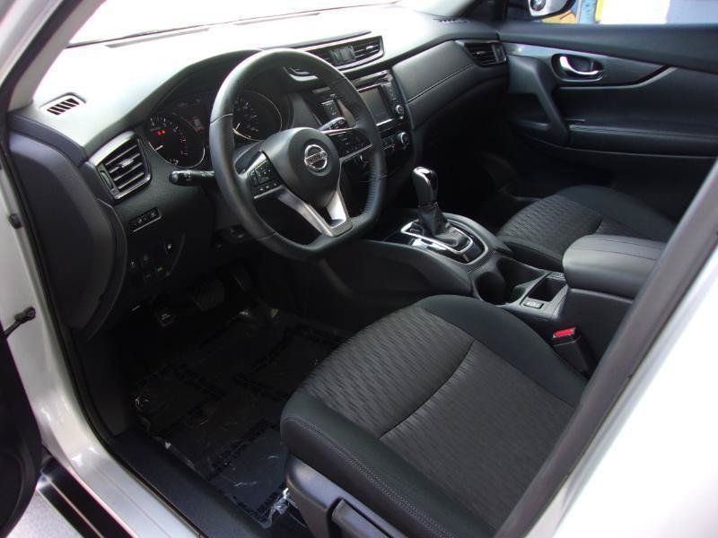 Used 2019 Nissan Rogue S w/ Special Edition Package FWD image 15