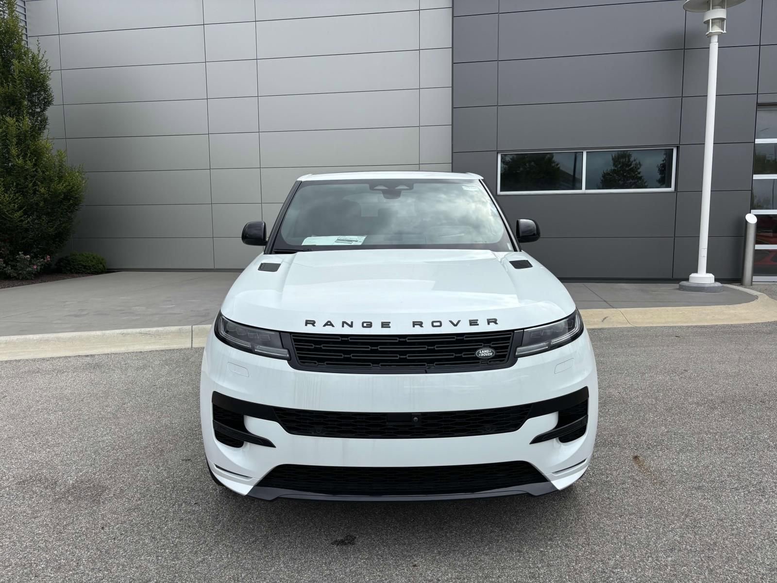 New 2025 Land Rover Range Rover Sport Dynamic SE image 2