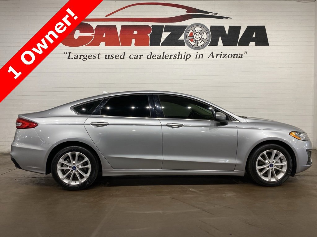 Used 2020 Ford Fusion SE video 1