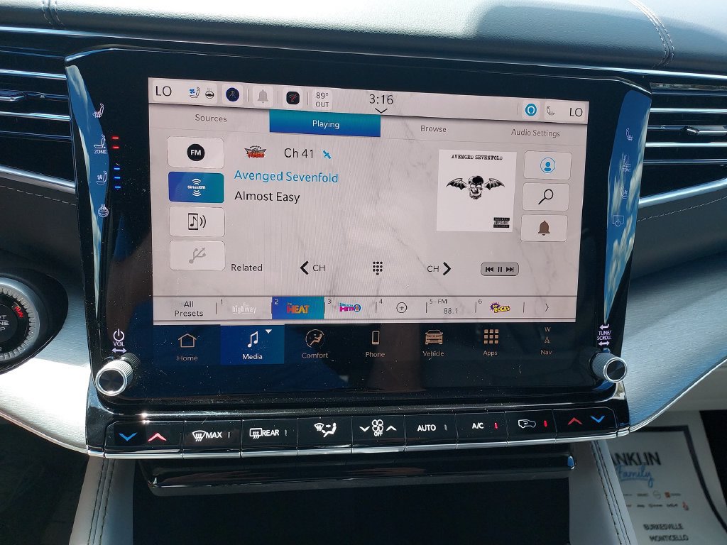 New 2026 Jeep Grand Wagoneer Limited AWD/4WD image 22