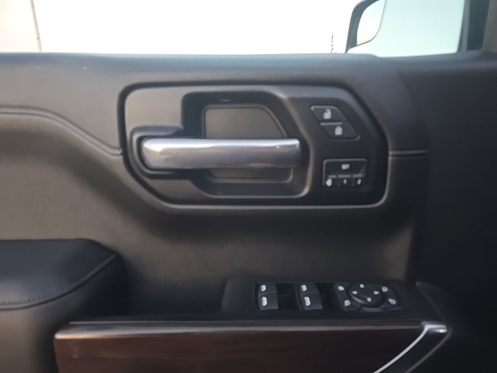 Used 2019 GMC Sierra 1500 SLT w/ X31 Off-Road Package image 13