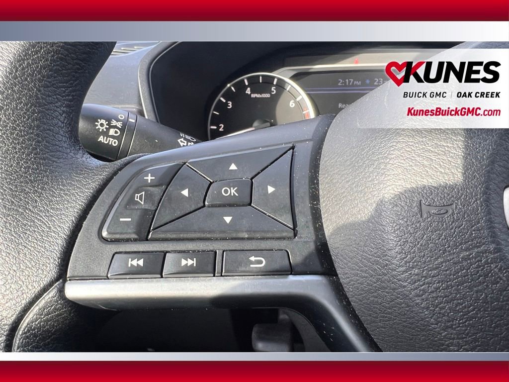 Used 2024 Nissan Altima 2.5 SV image 14