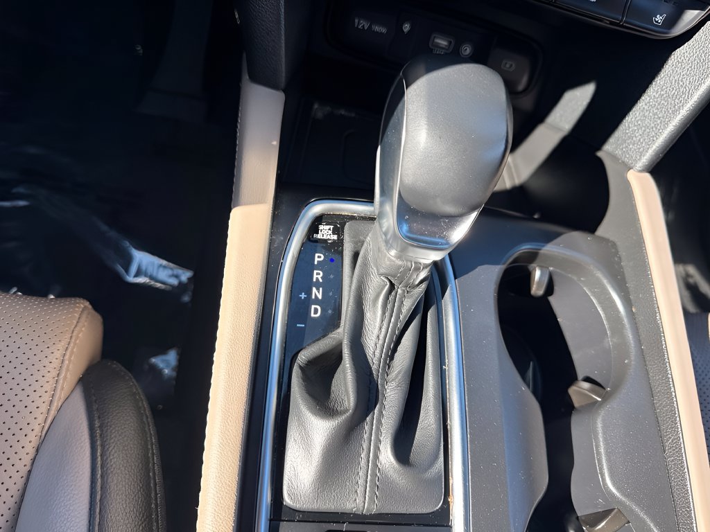Used 2020 Hyundai Santa Fe Limited AWD/4WD image 13