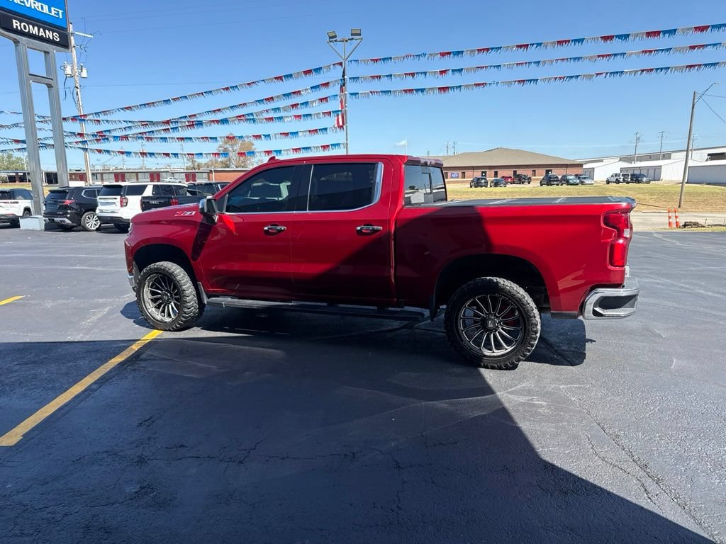 Used 2021 Chevrolet Silverado 1500 LTZ w/ LTZ Premium Package AWD/4WD image 8