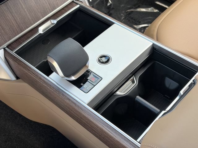 New 2026 Land Rover Range Rover SE AWD/4WD image 9