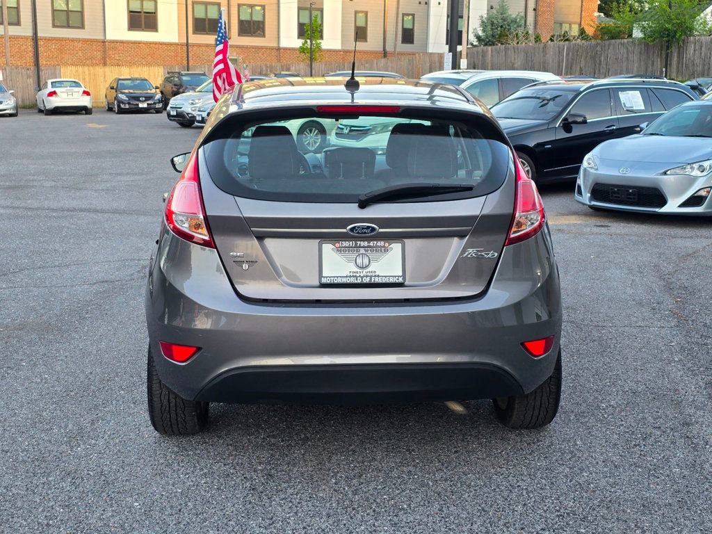 Used 2014 Ford Fiesta SE w/ Equipment Group 201A FWD image 9