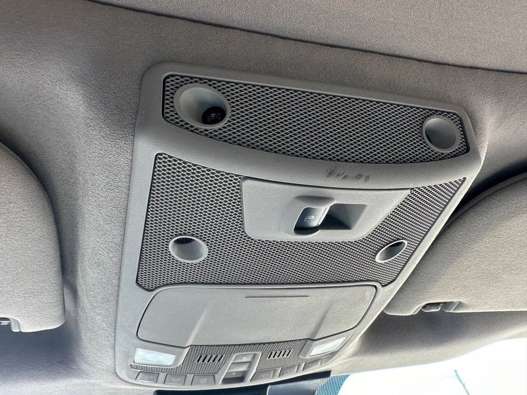 Used 2019 Ford F150 Limited w/ Trailer Tow Package image 25