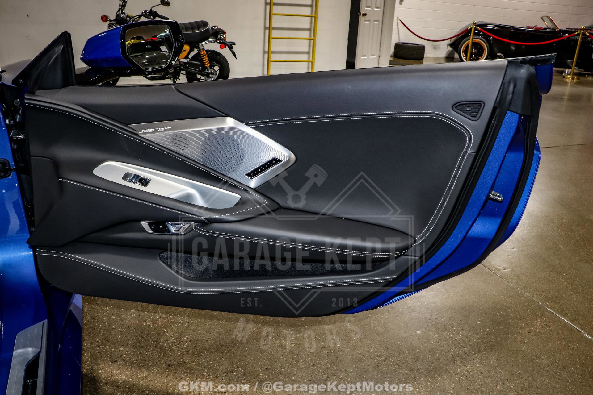 Used 2021 Chevrolet Corvette Stingray Premium Conv w/ Z51 Performance Package image 88
