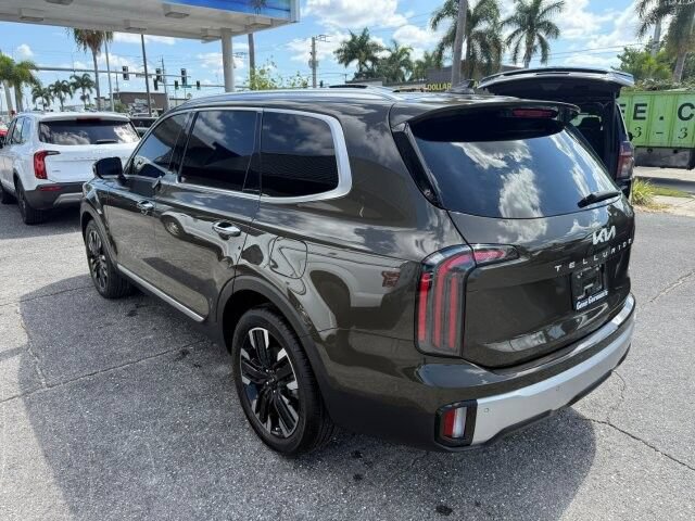Used 2023 Kia Telluride SX Prestige AWD/4WD image 4
