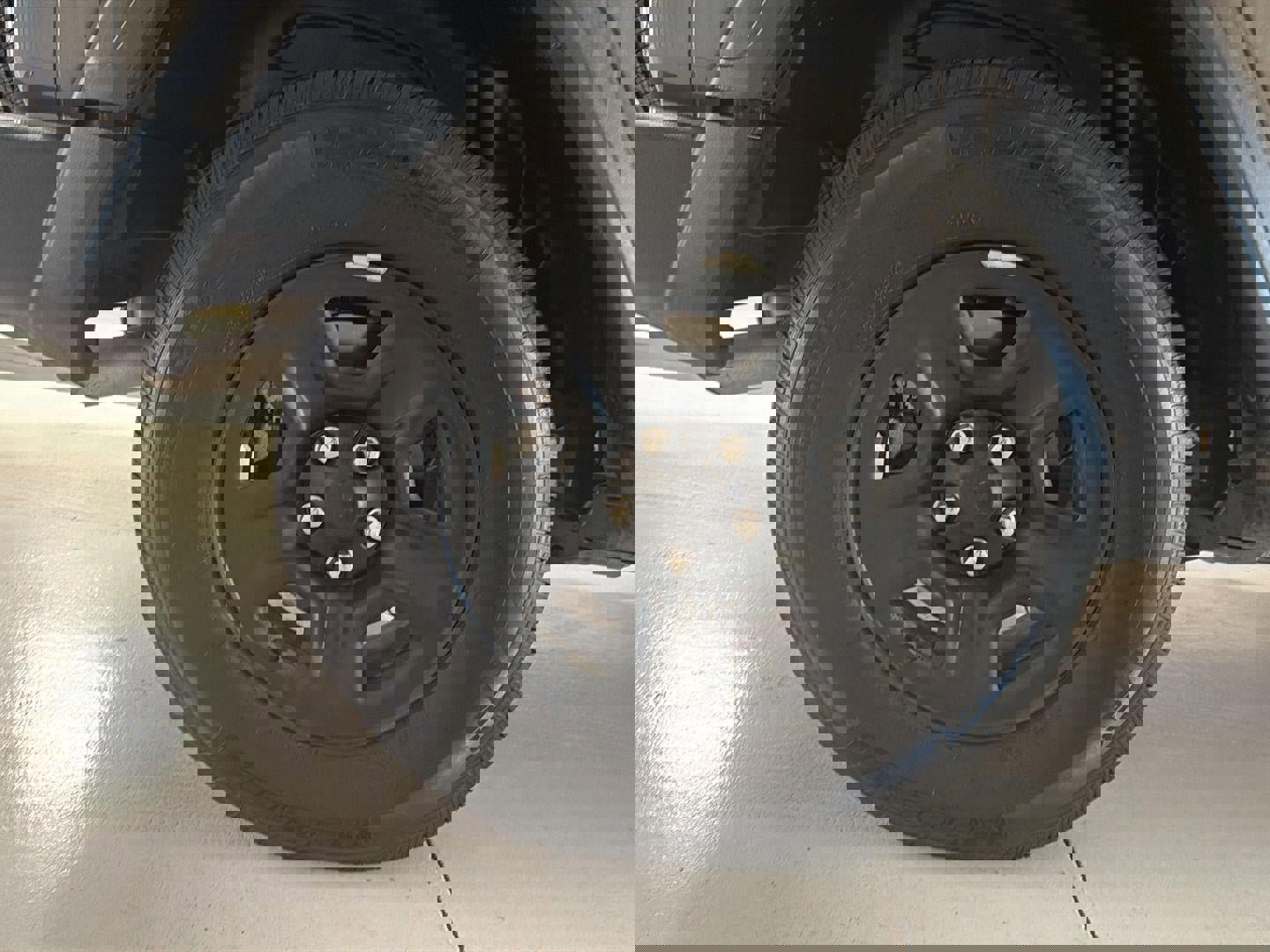 Used 2021 Jeep Wrangler Sport image 25