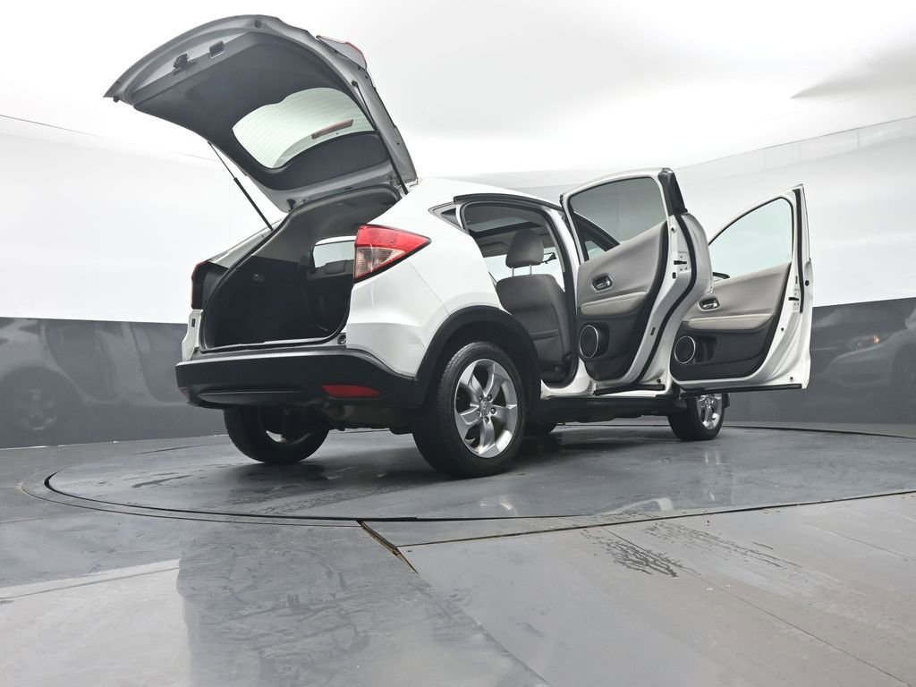 Used 2017 Honda HR-V EX image 44