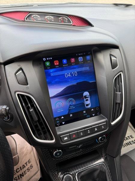 Used 2016 Ford Focus ST image 11