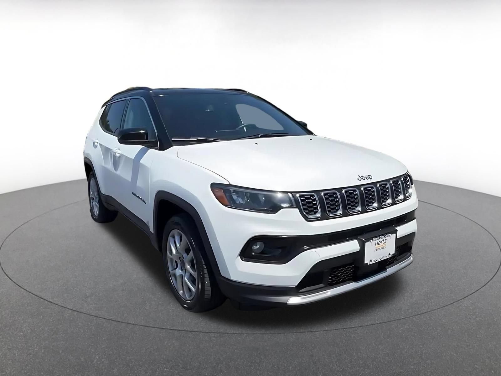 Used 2025 Jeep Compass Limited AWD/4WD image 3