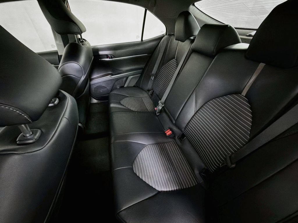 Used 2023 Toyota Camry SE FWD image 22