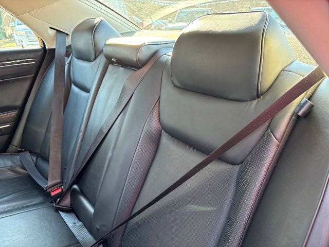 Used 2023 Chrysler 300 Touring L w/ Popular Equipment Group image 9
