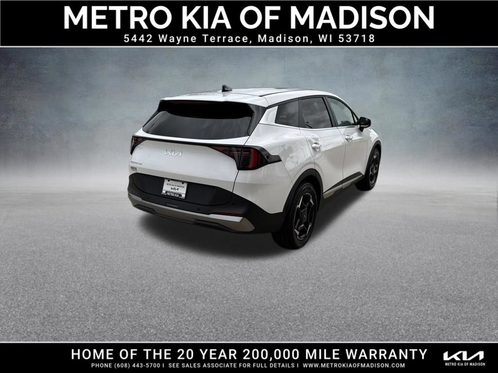 Used 2026 Kia Sportage EX FWD image 6