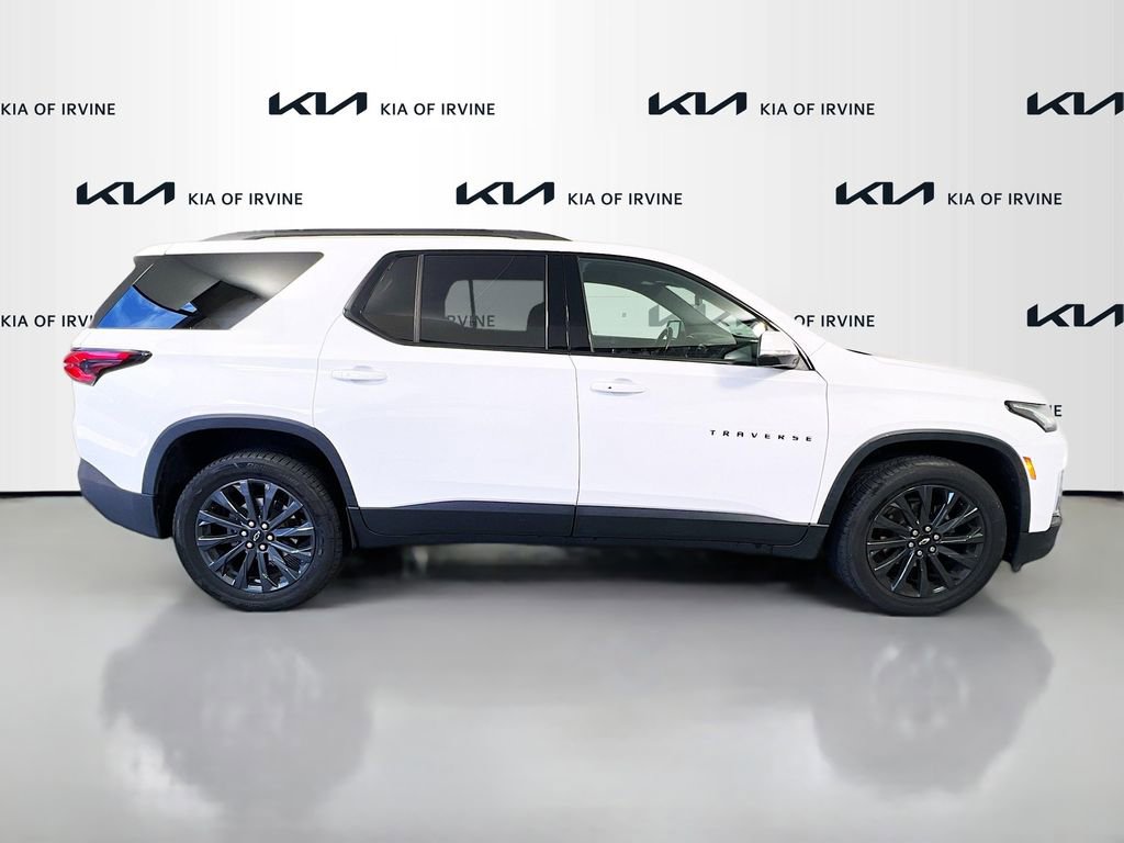 Used 2022 Chevrolet Traverse RS FWD image 13