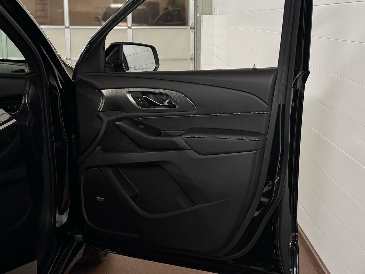 Used 2023 Chevrolet Traverse Premier w/ LPO, Floor Liner Package AWD/4WD image 47