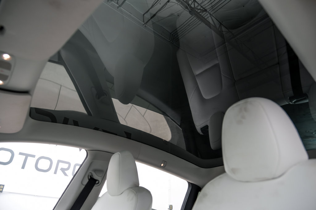 Used 2023 Tesla Model Y Long Range AWD/4WD image 5