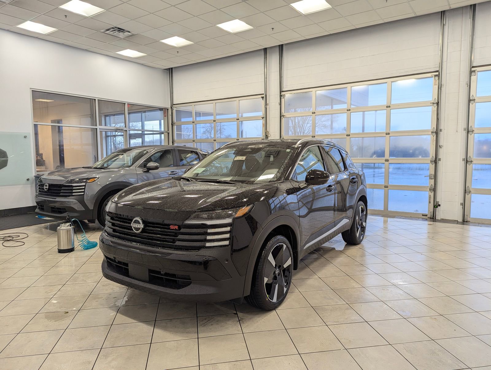 New 2025 Nissan Kicks SR image 6