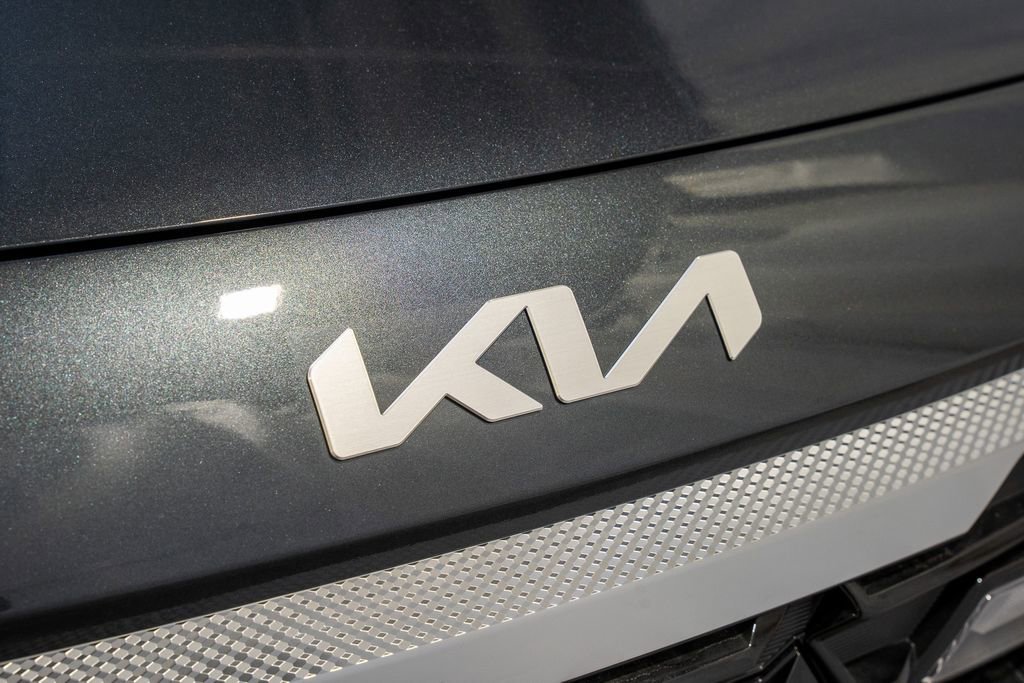 New 2026 Kia Seltos S image 3