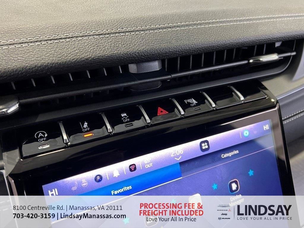 New 2025 Jeep Grand Cherokee L Limited w/ Trailer Tow Package image 38