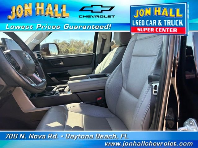 Used 2024 Toyota Tundra Limited AWD/4WD image 17