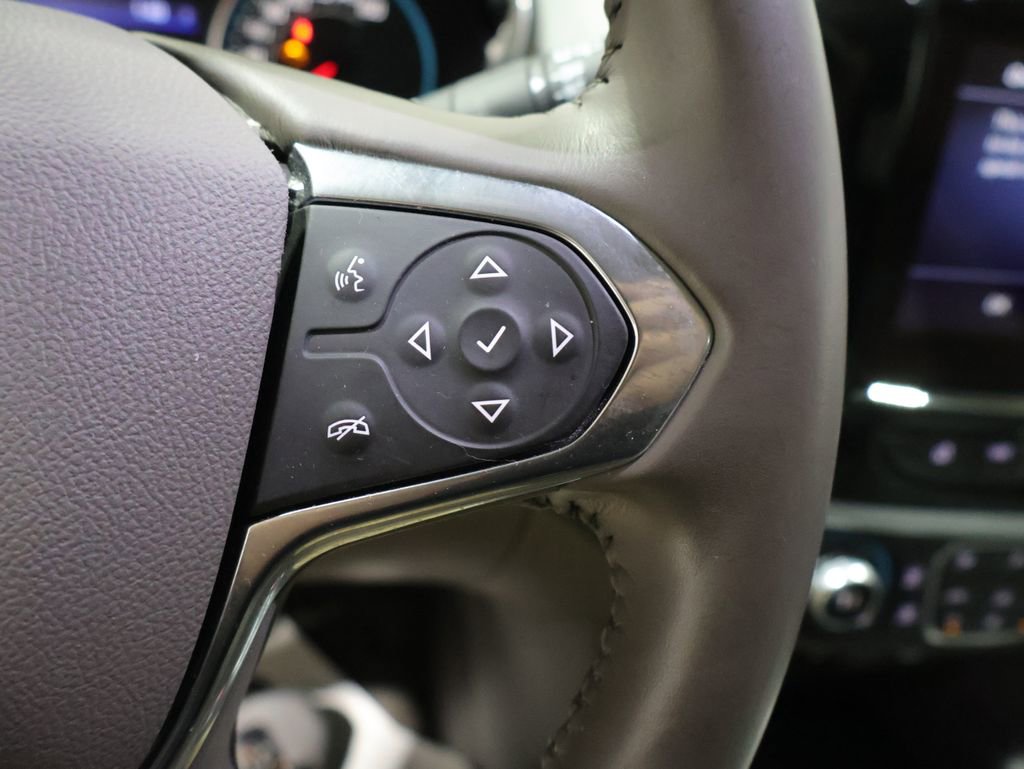 Used 2020 Chevrolet Traverse LT image 36