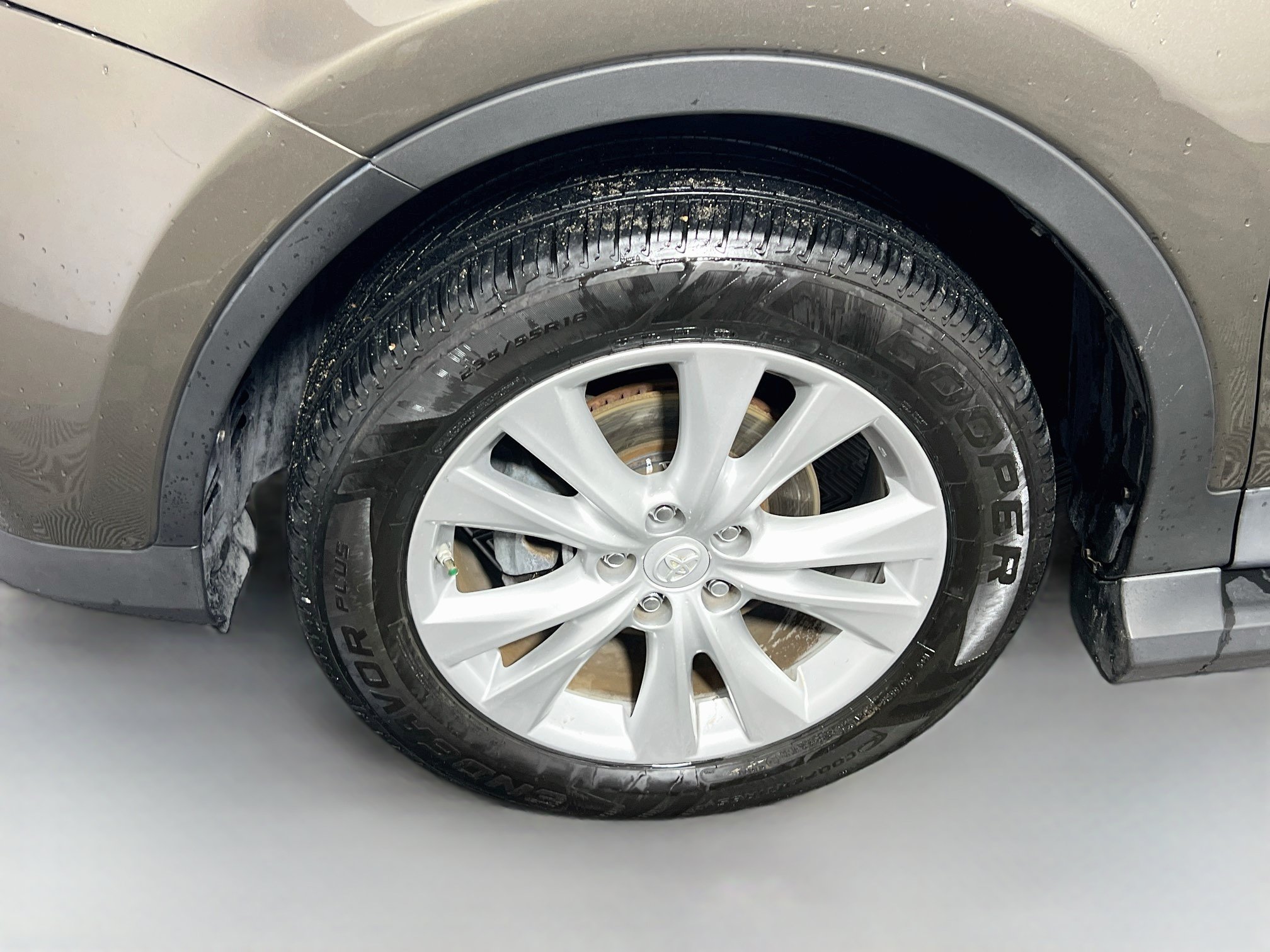 Used 2013 Toyota RAV4 Limited AWD/4WD image 13