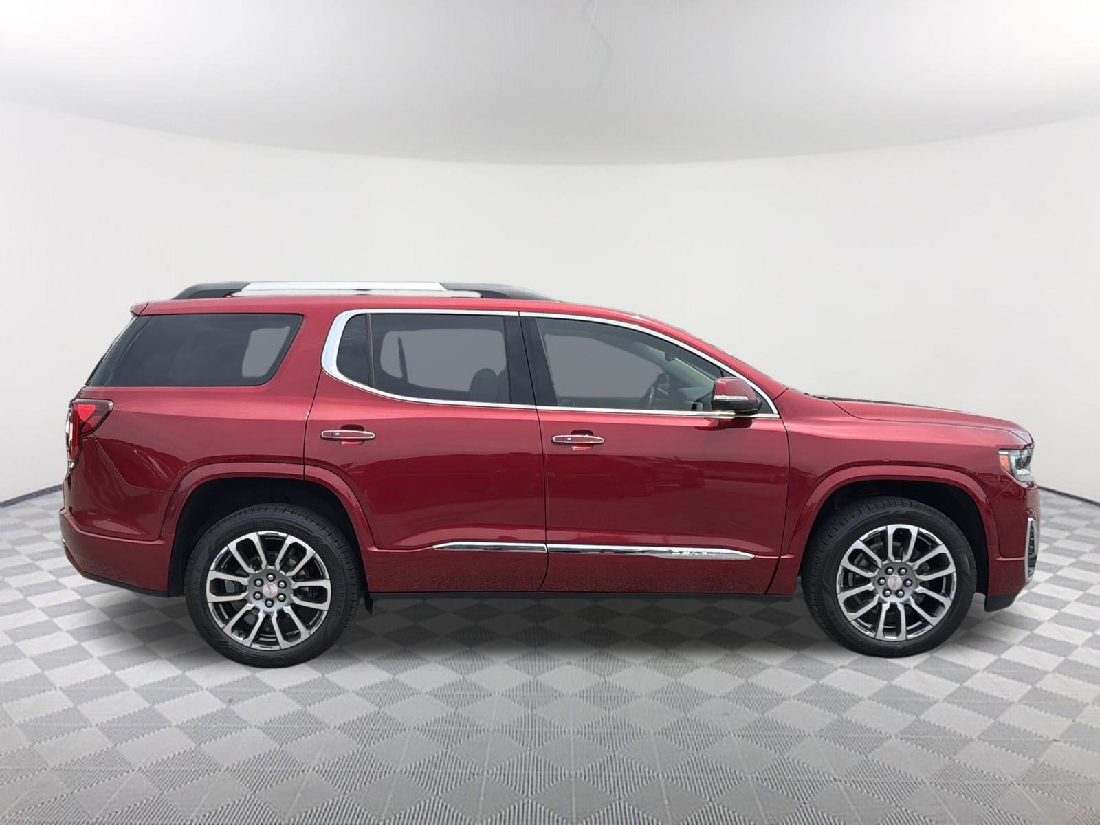 Certified 2022 GMC Acadia Denali w/ Denali Ultimate Package FWD image 7