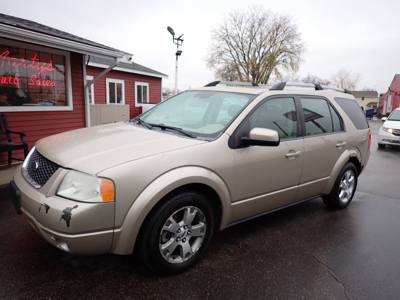 Used 2006 Ford Freestyle Limited FWD image 3