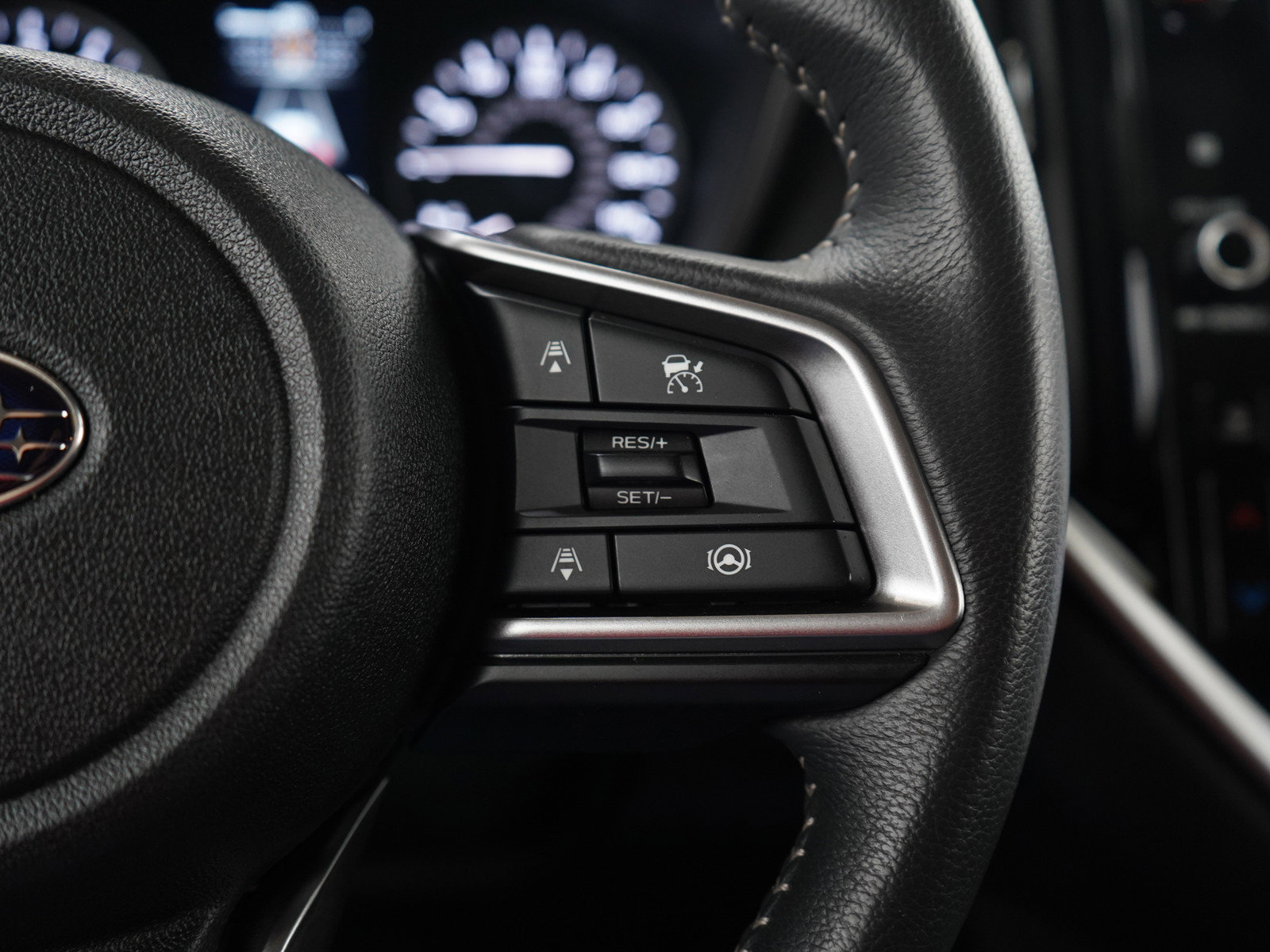 Used 2024 Subaru Ascent Premium w/ Convenience Package image 29