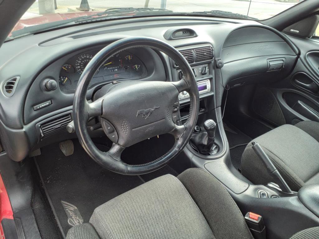 Used 1995 Ford Mustang GT image 4