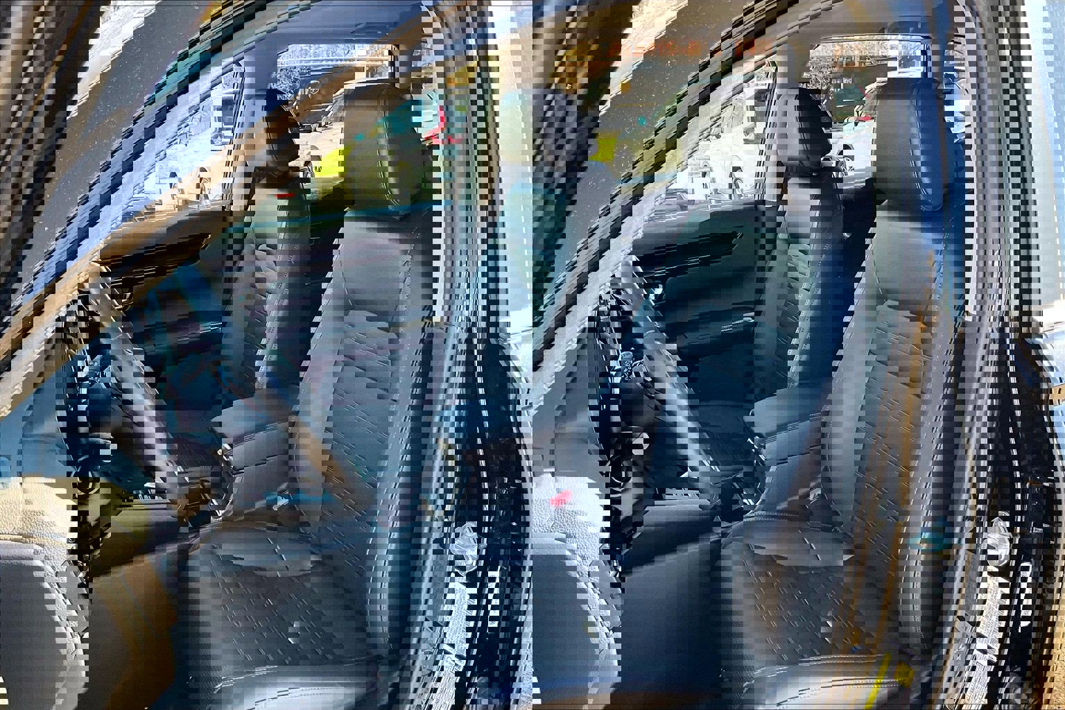 Used 2024 Honda CR-V EX-L image 27