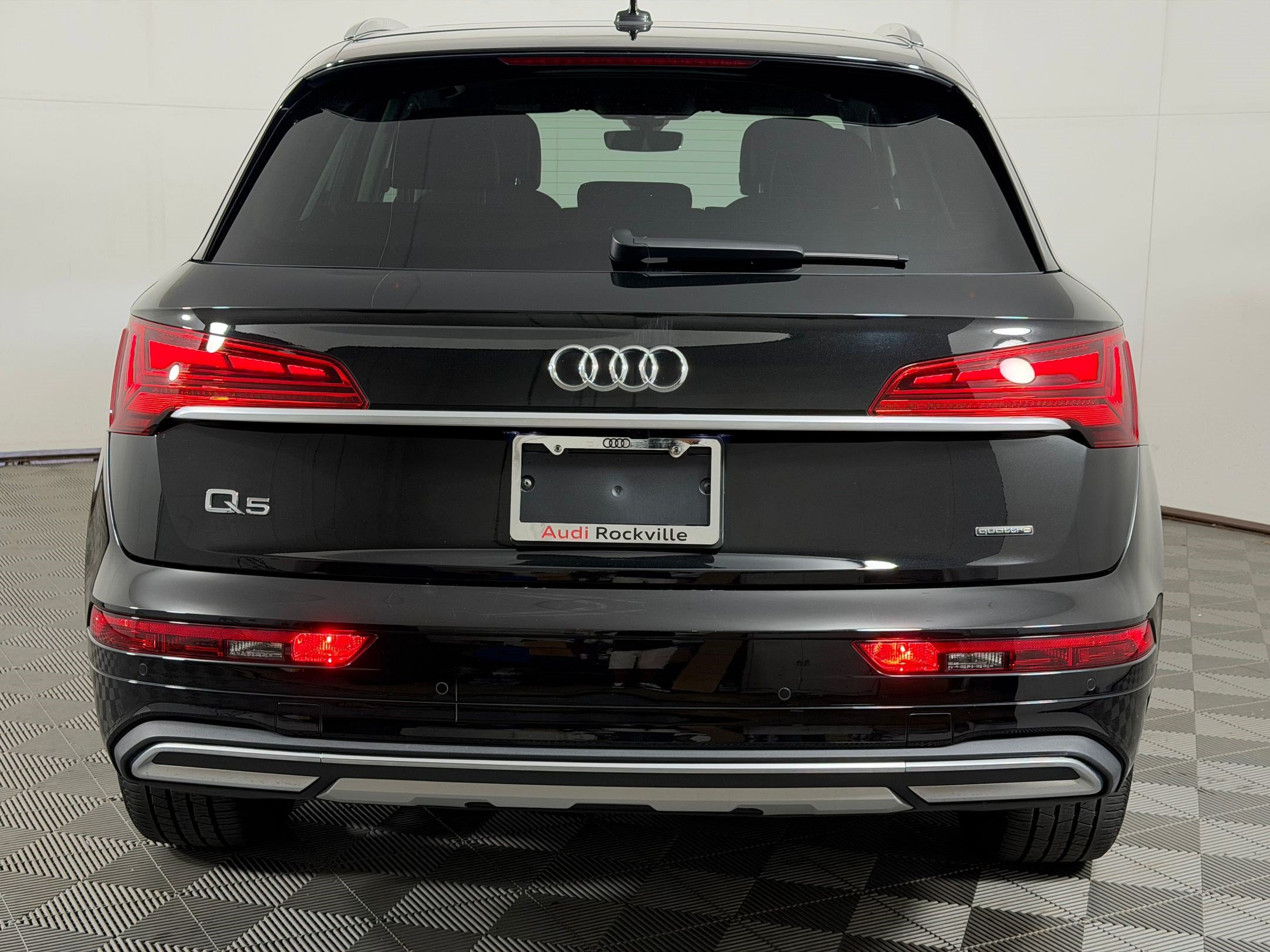 Used 2024 Audi Q5 2.0T Premium AWD/4WD image 10