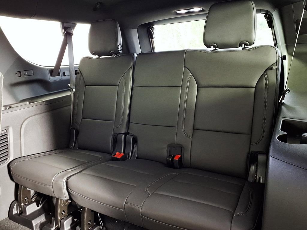 New 2026 Chevrolet Suburban LT w/ Comfort Package RWD image 9