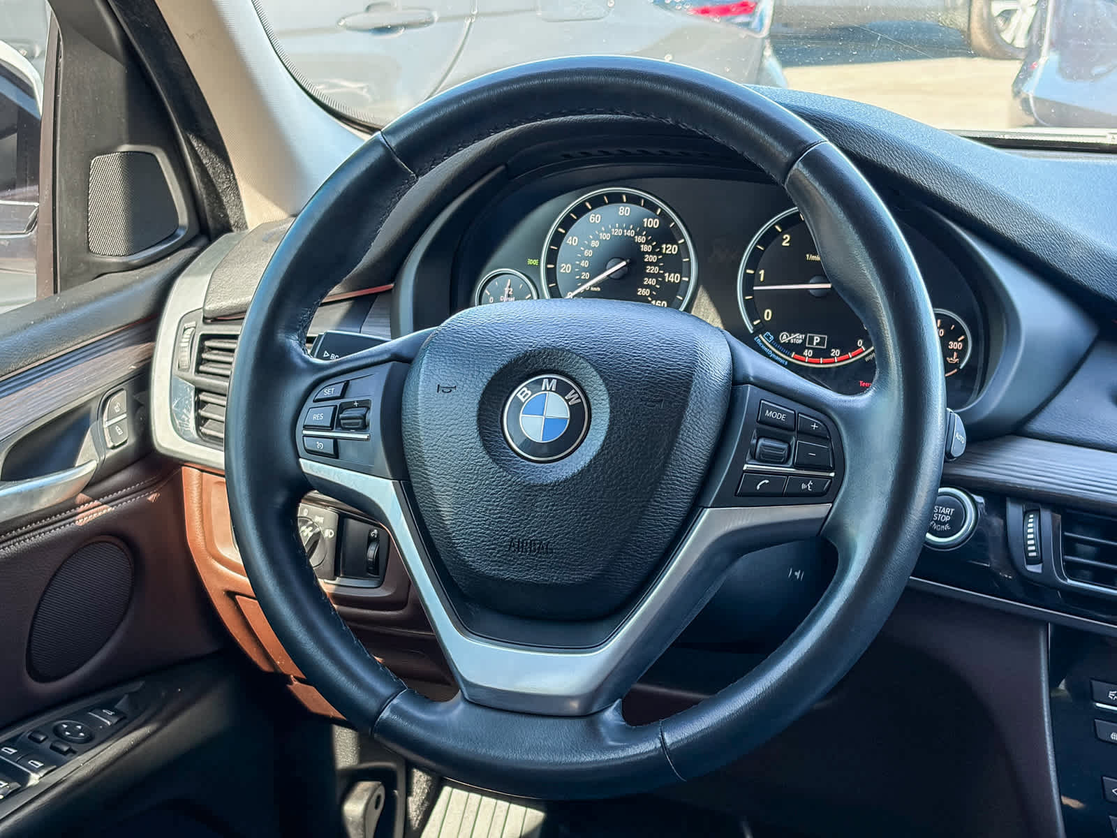 Used 2014 BMW X5 xDrive35d image 14