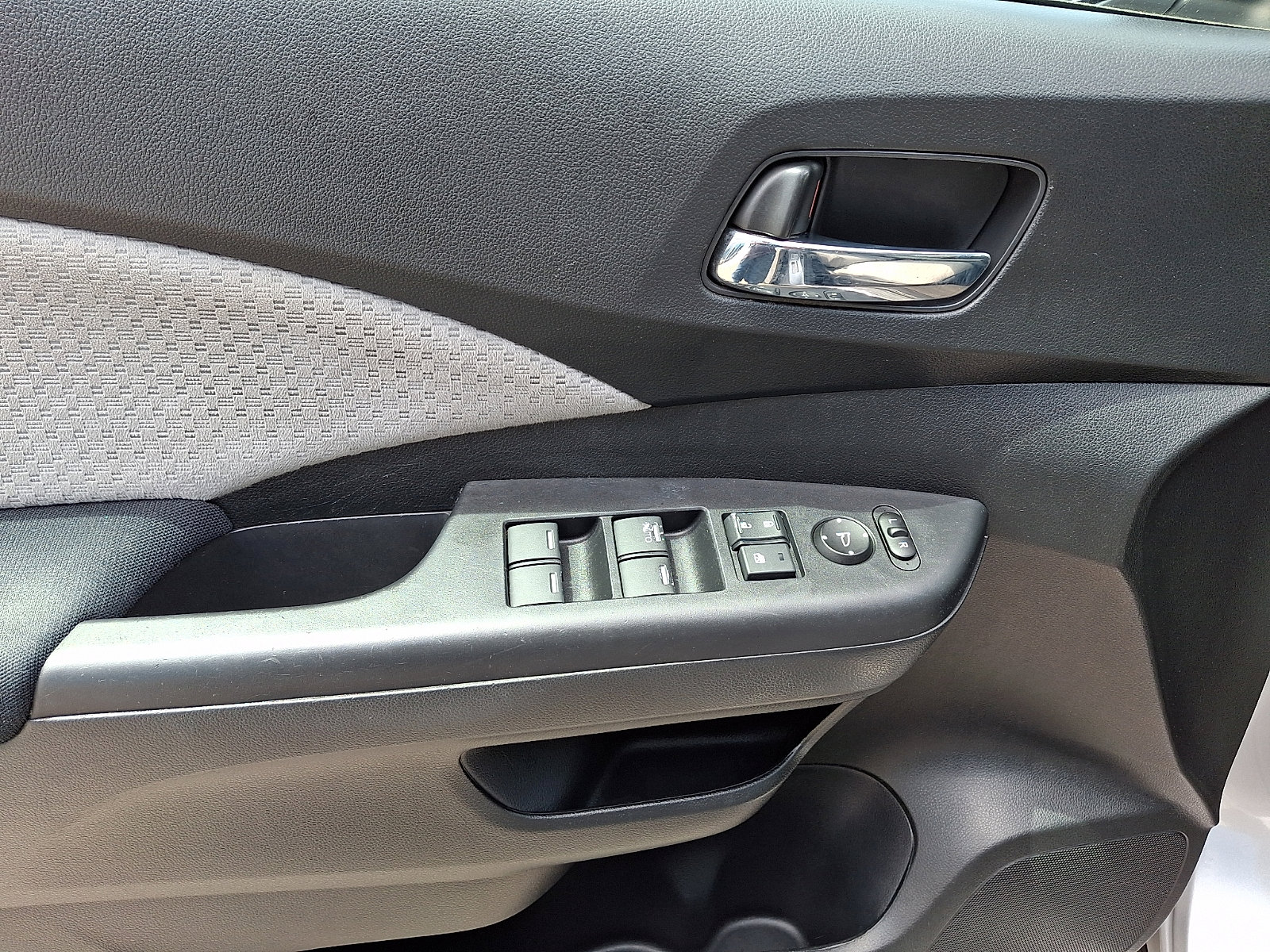 Used 2016 Honda CR-V EX image 12