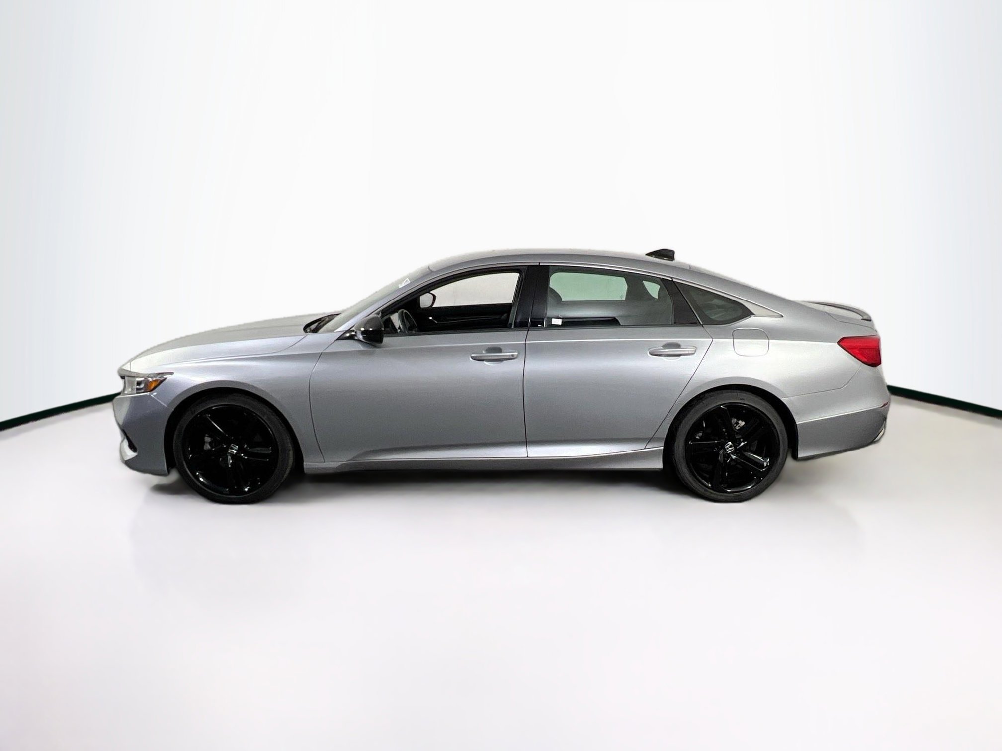 Used 2022 Honda Accord Sport image 8