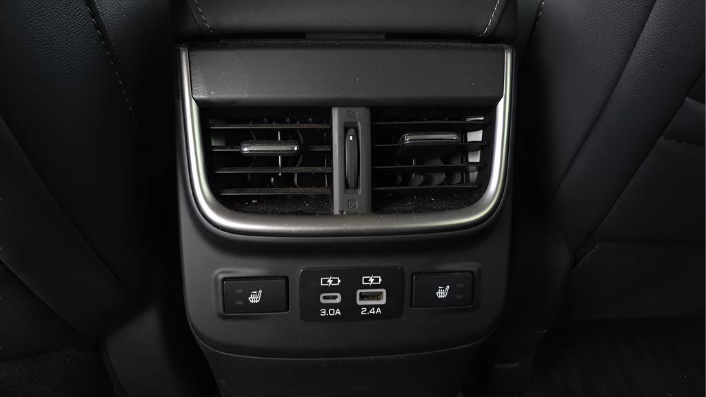 Used 2023 Subaru Outback Limited image 23