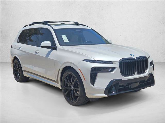 Used 2026 BMW X7 xDrive40i w/ Executive Package AWD/4WD image 3