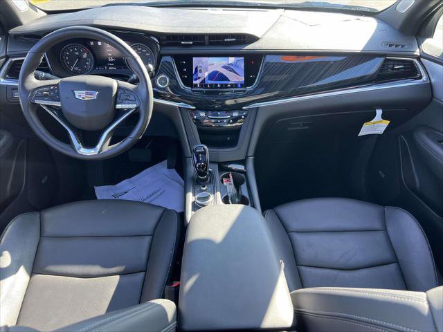 Certified 2025 Cadillac XT6 Premium Luxury w/ Technology Package image 13