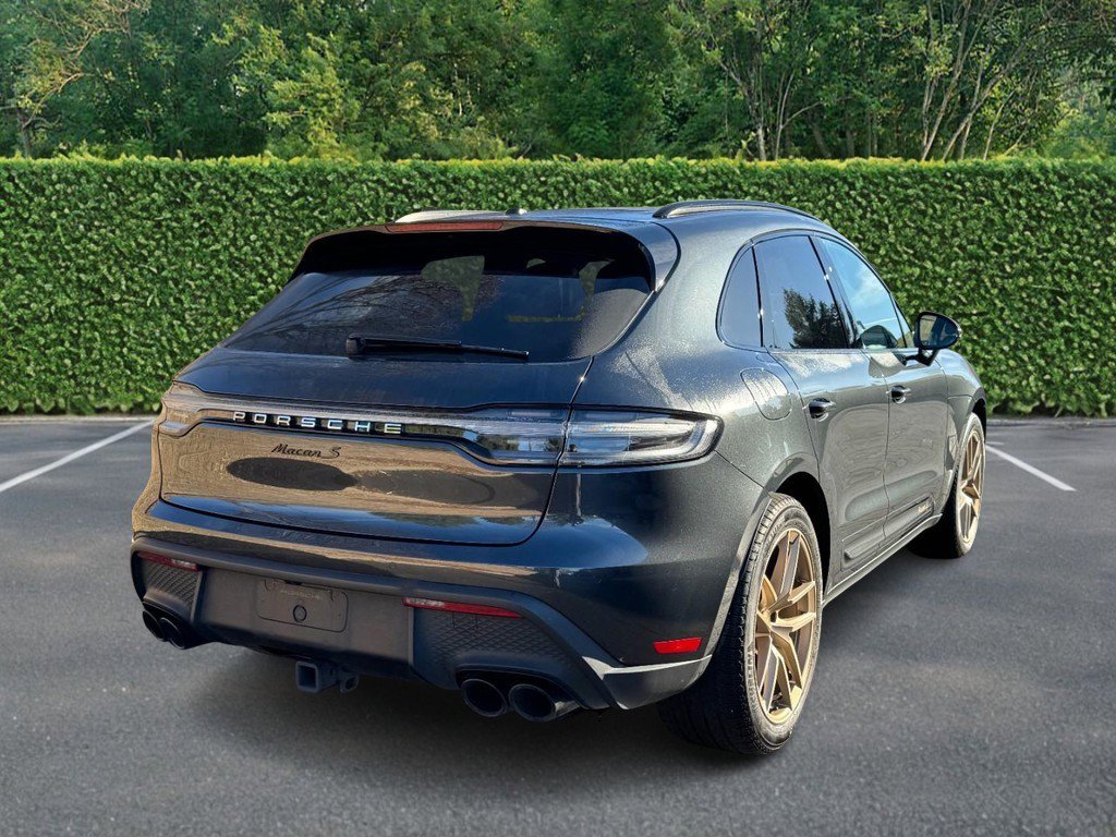 Used 2023 Porsche Macan S image 3