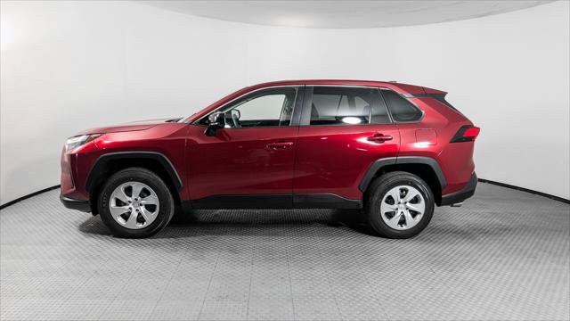 Used 2025 Toyota RAV4 LE FWD image 3